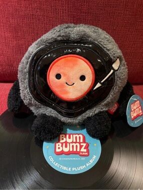 7.5 🎼Randy the Record Player BumBumz Plush🎼